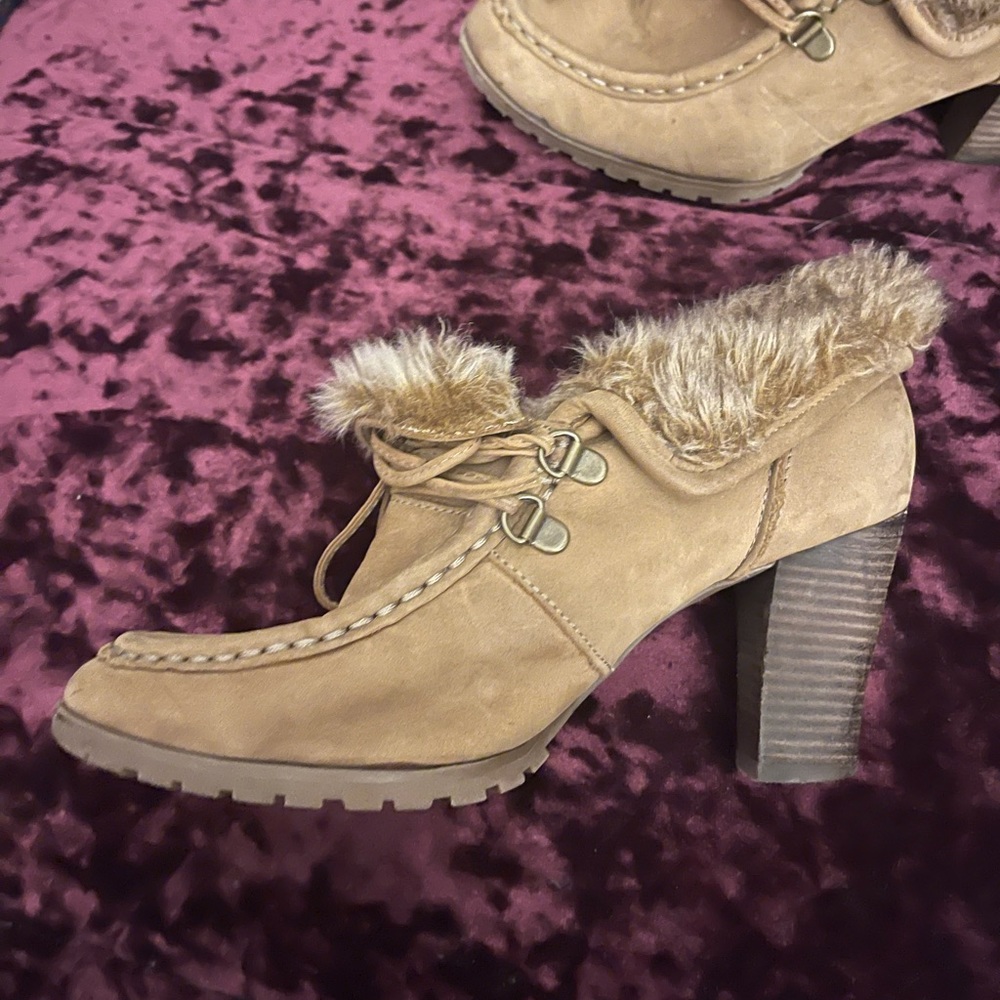 Audrey Brooke Fur-lined Tan Booties